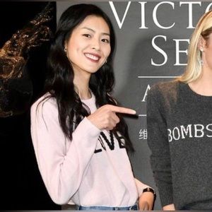 Victoria Secret ! RARE ! Angels Cashmere Love Logo Pullover XS